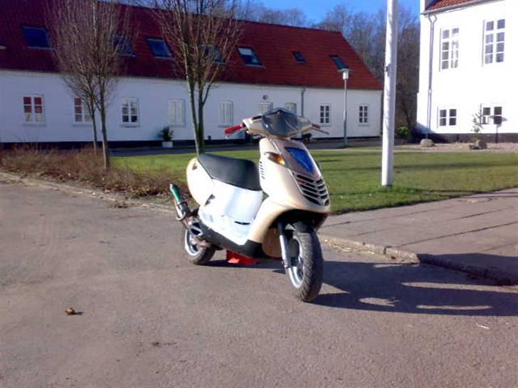 Aprilia sonic STJÅLET af 3 bumser billede 8