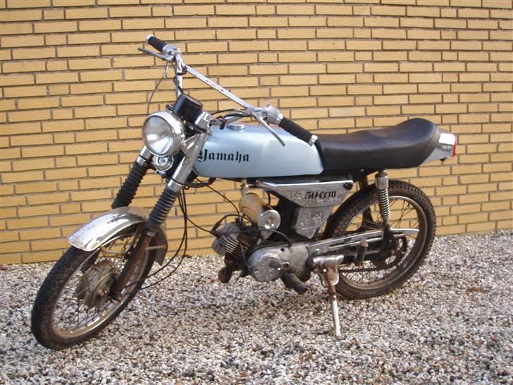 Yamaha 4 gear (solgt) billede 1
