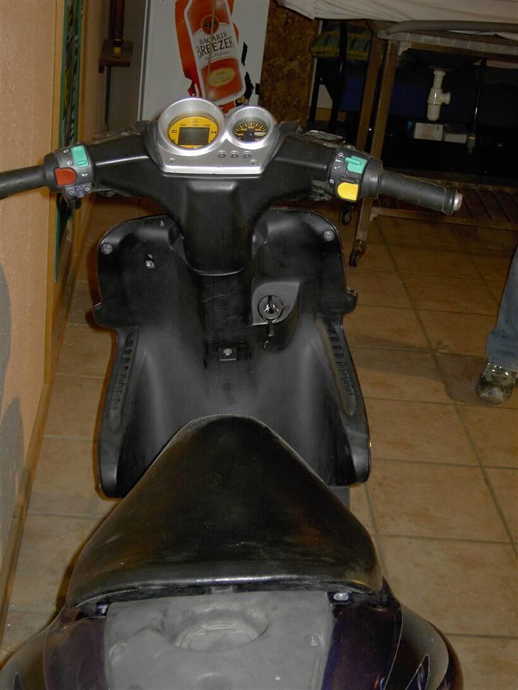 Yamaha aerox ( solgt ) billede 7