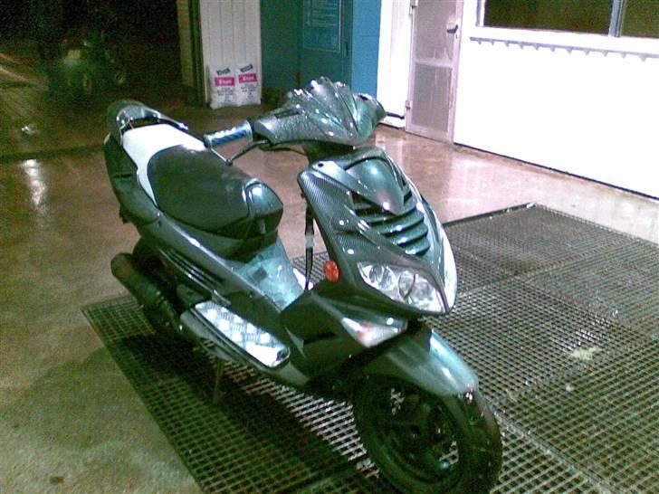 Peugeot speedfight 2 solgt billede 13