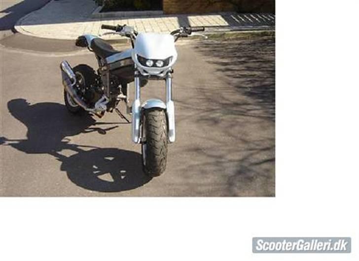 Suzuki street magic ombyg/solgt billede 4