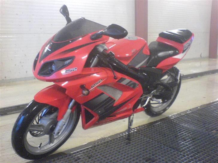 Rieju RS2 Matrix Brændt :'( - Lige en tur i vaske hallen :D billede 10