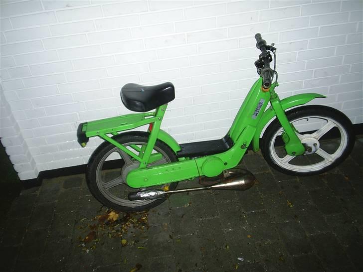 Vespa ciao SOLGT - der er kommet nyt rør på billede 8