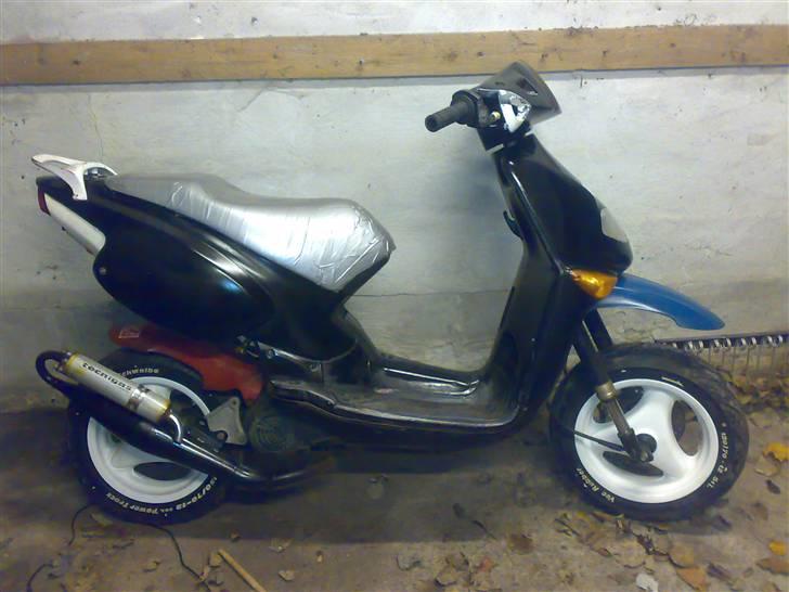 Aprilia rally solgt - nu billede 2