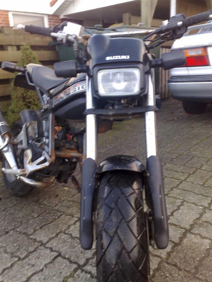 Suzuki Street magic byttet billede 1