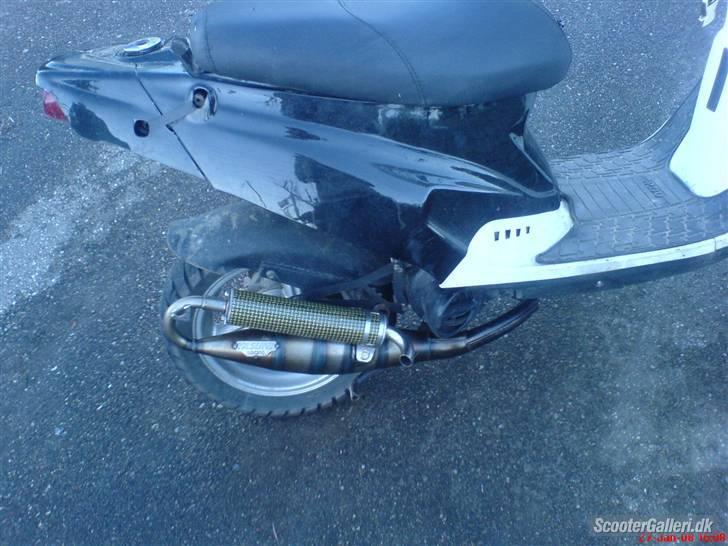 PGO Hot 50(Solgt) - Svinet billede 1