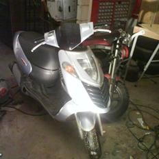 Aprilia Sonic -  SOLGT