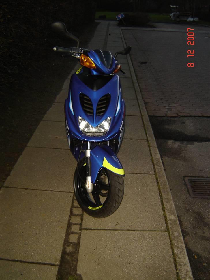 Yamaha Aerox Valentino Rossi billede 2