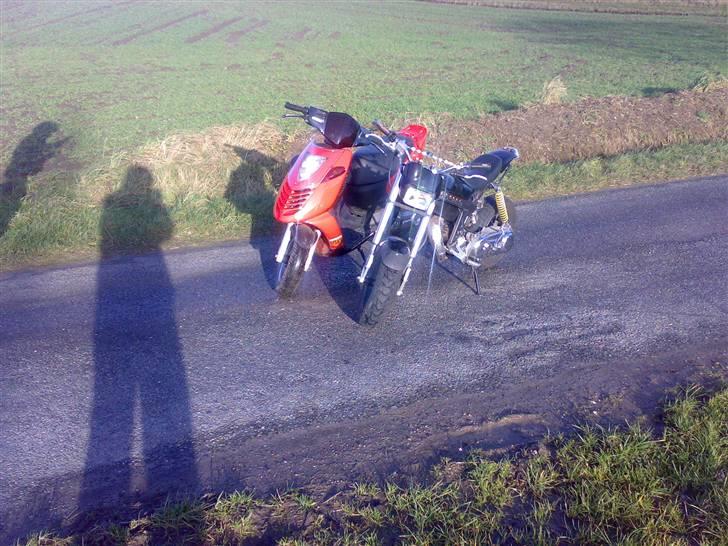 Suzuki Street Magic byttet billede 7