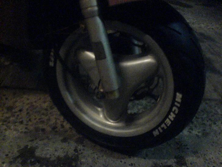 Yamaha neos billede 5