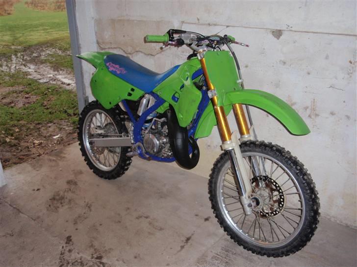 Kawasaki KX-125 (solgt) billede 3