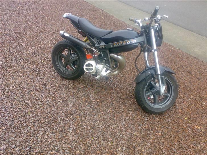 Suzuki Street Magic byttet billede 11