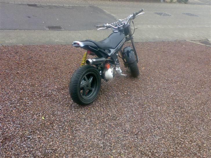 Suzuki Street Magic byttet billede 12