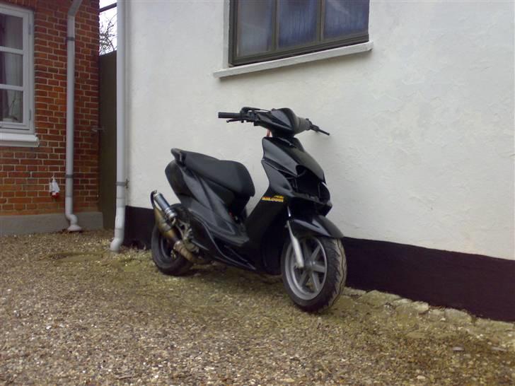 Yamaha Jog R lc ( solgt ) billede 1