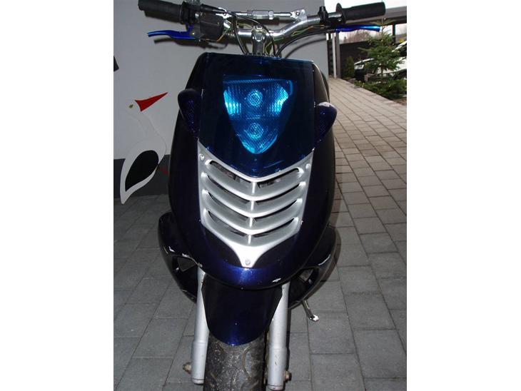 {{currentPhoto.altText}} billede {{currentPhoto.number}}