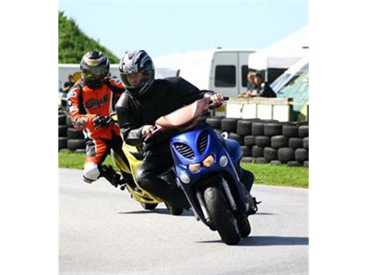 {{currentPhoto.altText}} billede {{currentPhoto.number}}