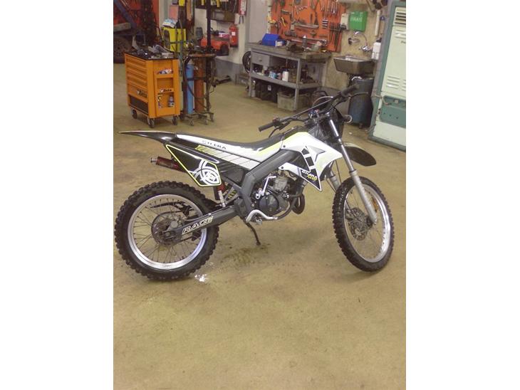 {{currentPhoto.altText}} billede {{currentPhoto.number}}