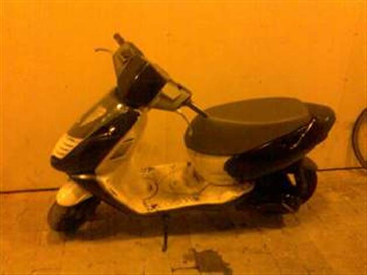 Aprilia Sonic - Taget af ham som jeg fik den tilbage af billede 4