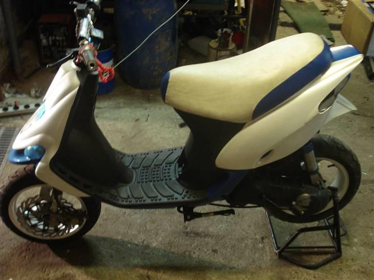 Gilera stalker byttet  billede 4