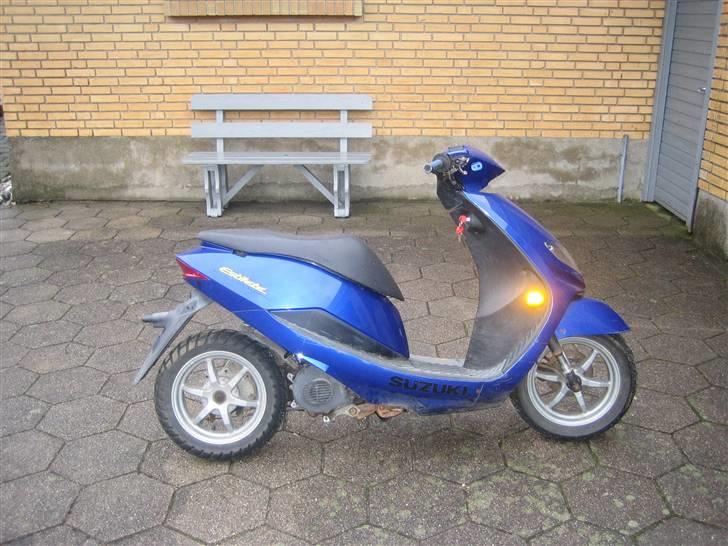 Suzuki estilete TIL SALG billede 1