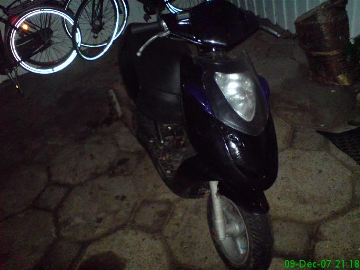 Aprilia sonic SOLGT billede 1