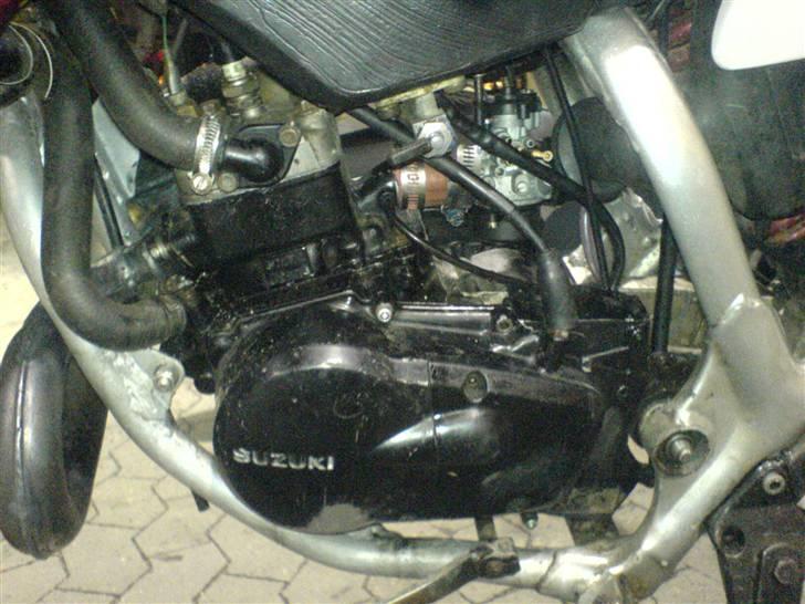 Suzuki RMX [ SOLGT ] billede 4