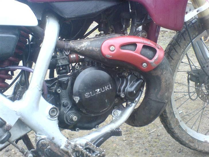 Suzuki RMX [ SOLGT ] billede 5