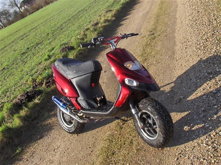 Gilera Stalker solgt - http://www.scootergalleri.dk/html/gal_visbil.asp?ID=167847&ipc=515886 <- hvis du ikke har bruger, så brug dette link .. så kan du se alle billederne billede 1