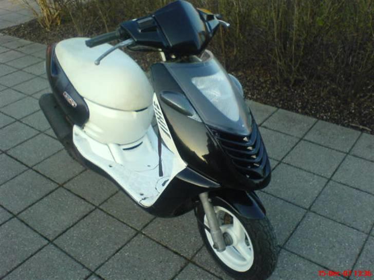 Aprilia Sonic billede 2