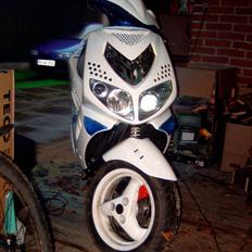 Peugeot speedfight2 (byttet)-PMX