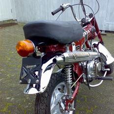 Honda dax soldt