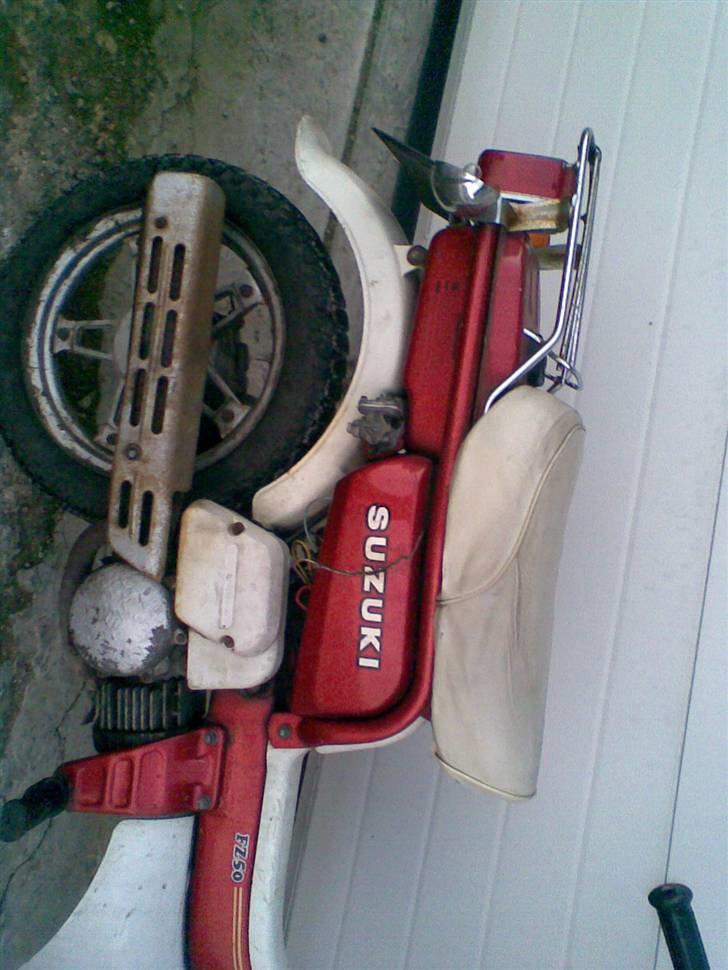 Suzuki fz50 solgt billede 3