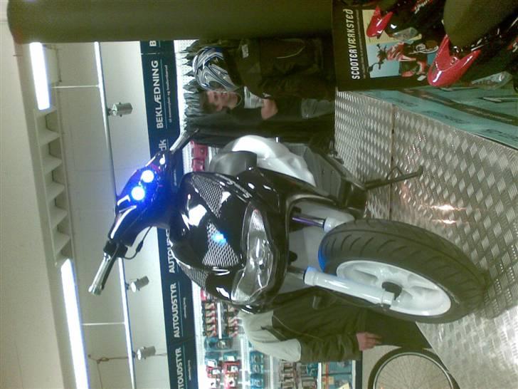 CPI TOTAL NYRENOVEREDE HUSSAR - Efter 2. renovering... på sin gode plads, til udstilling i thansen ved kolding storcenter... billede 8