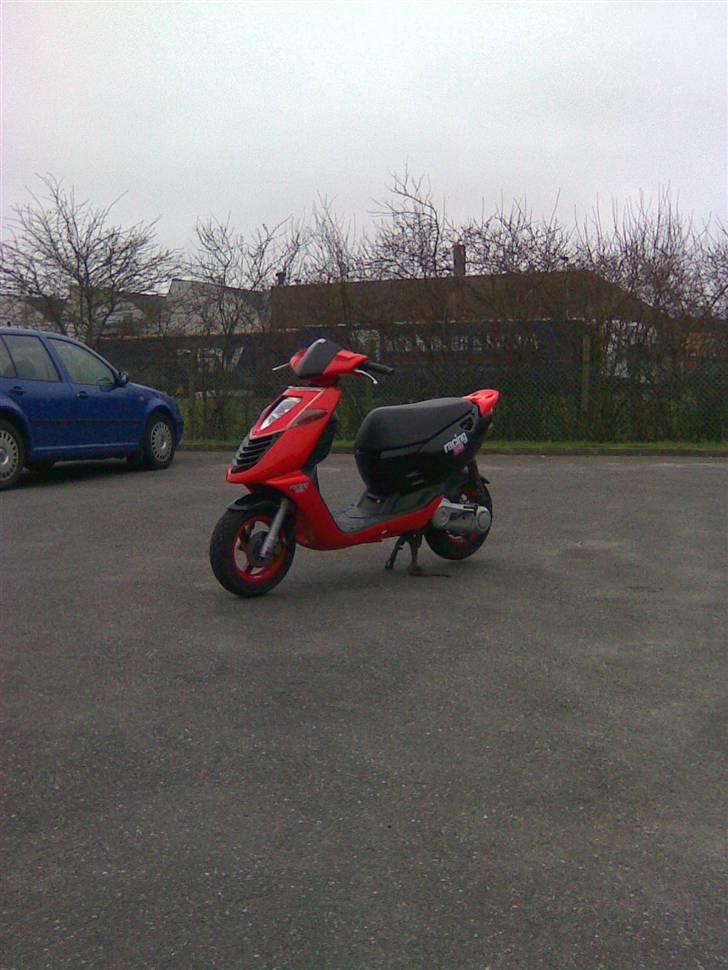 Aprilia Sonic billede 2