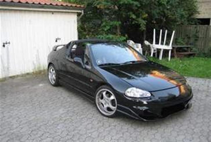 Aprilia sonic solgt - Slut med Knallert, dette er min bil : ) billede 12