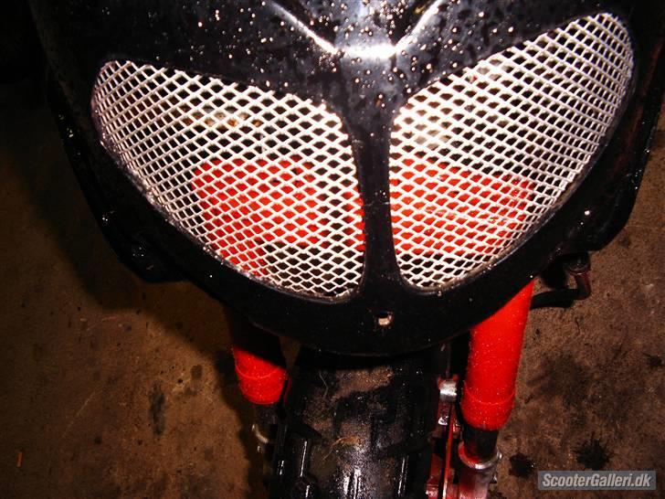 Aprilia rally AC beændt ned billede 3