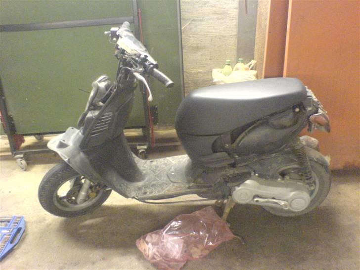 Aprilia Sonic -  SOLGT billede 2