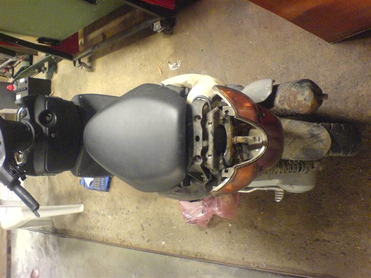 Aprilia Sonic -  SOLGT billede 3