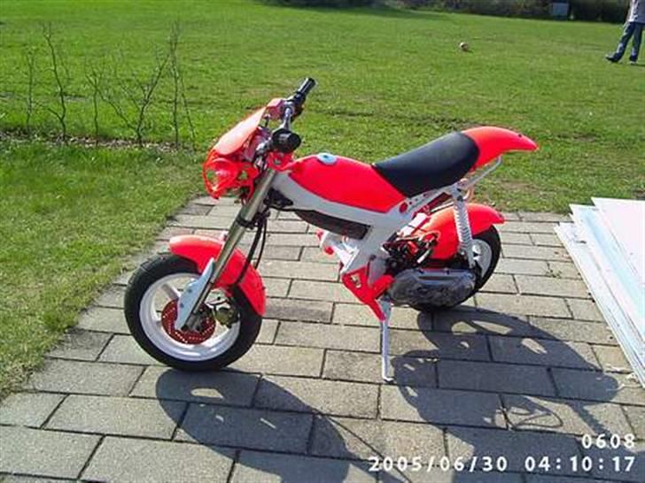Suzuki strret macig billede 1