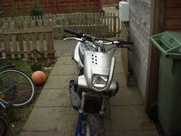 Yamaha slider [byttet til nrg] billede 1