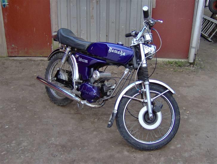 Yamaha dx 4 gear (SOLGT) billede 1