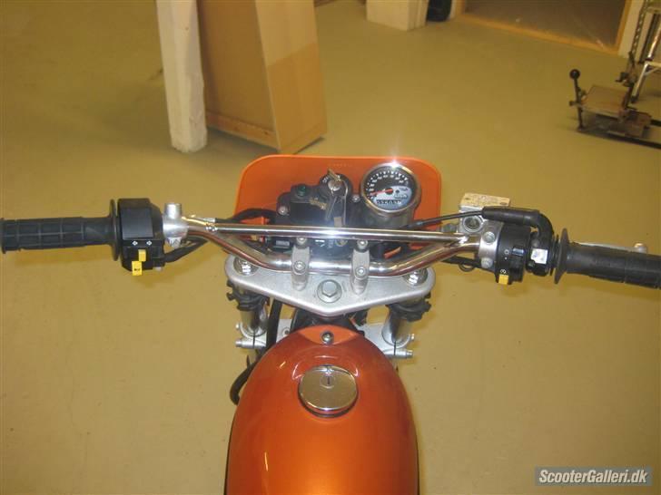 Suzuki Street Magic '>'SOLGT''< billede 6