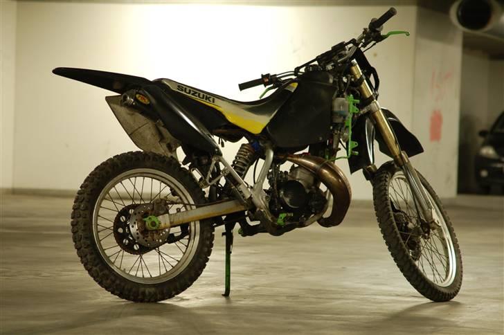 Suzuki Rmx *Projekt* billede 3