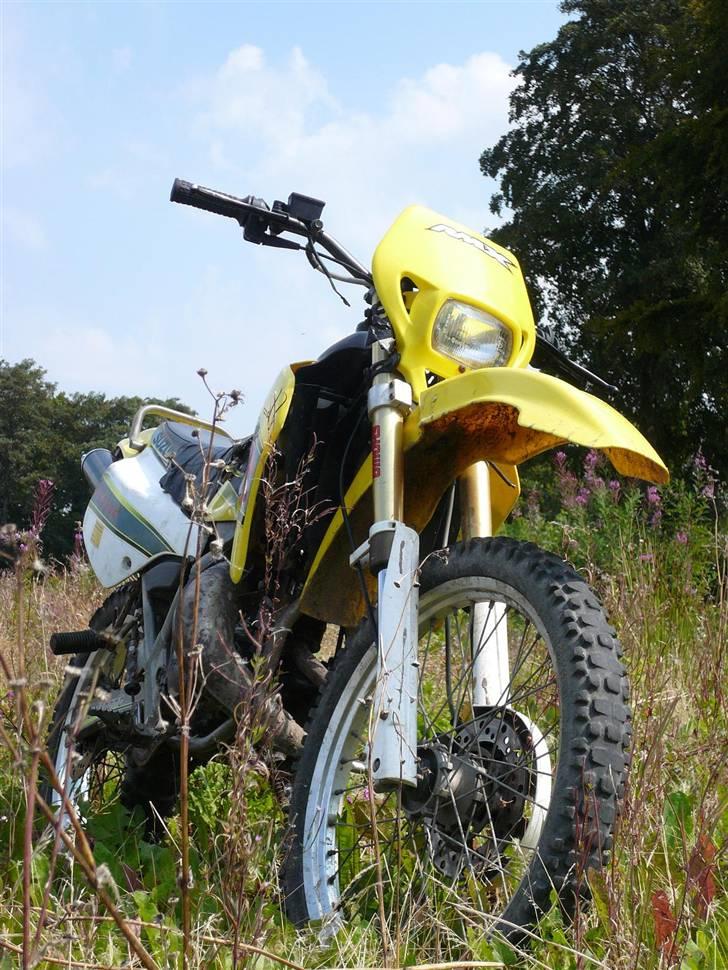 Suzuki RMX (solgt)  - som den stod da jeg fik den. billede 9