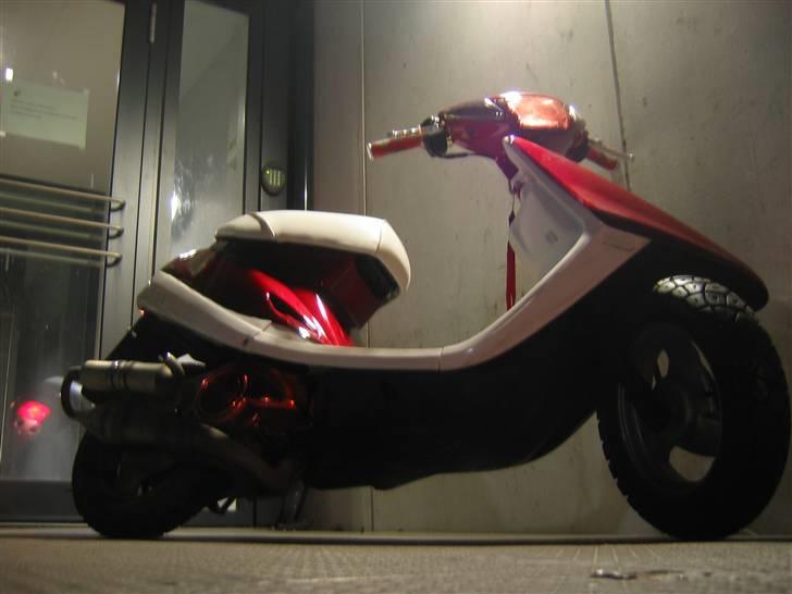 Yamaha Jog ¤Camilla¤ SOLGT billede 1