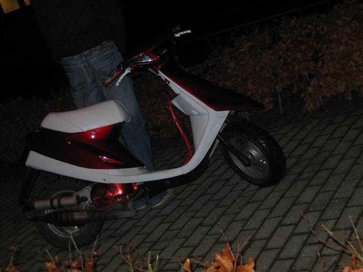 Yamaha Jog ¤Camilla¤ SOLGT billede 3