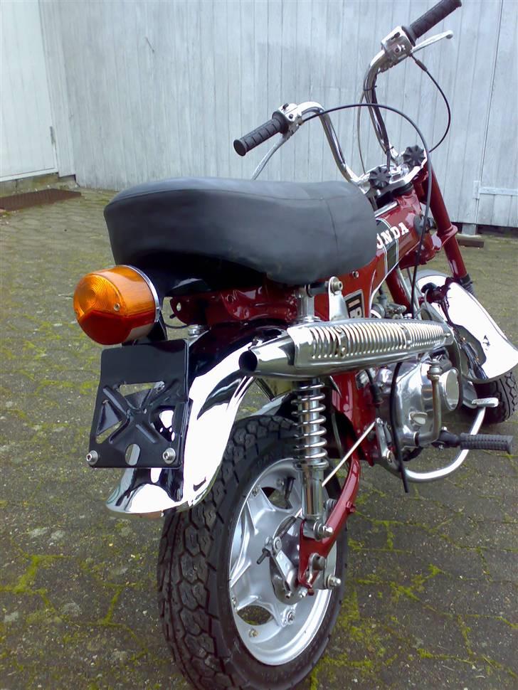 Honda dax soldt billede 3