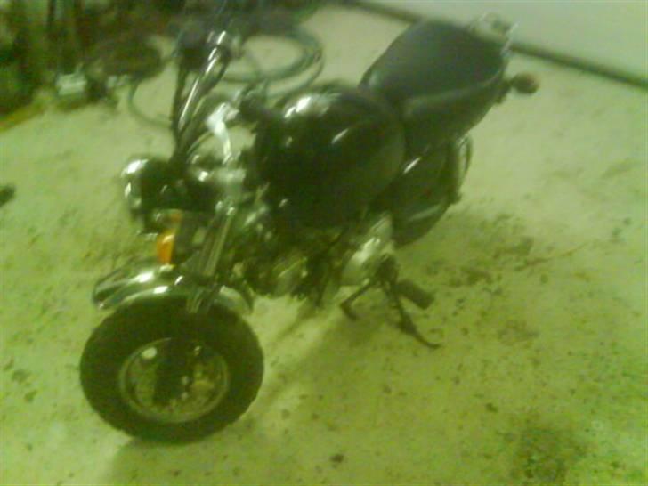 Skyteam Gorilla solgt R.I.P. billede 9