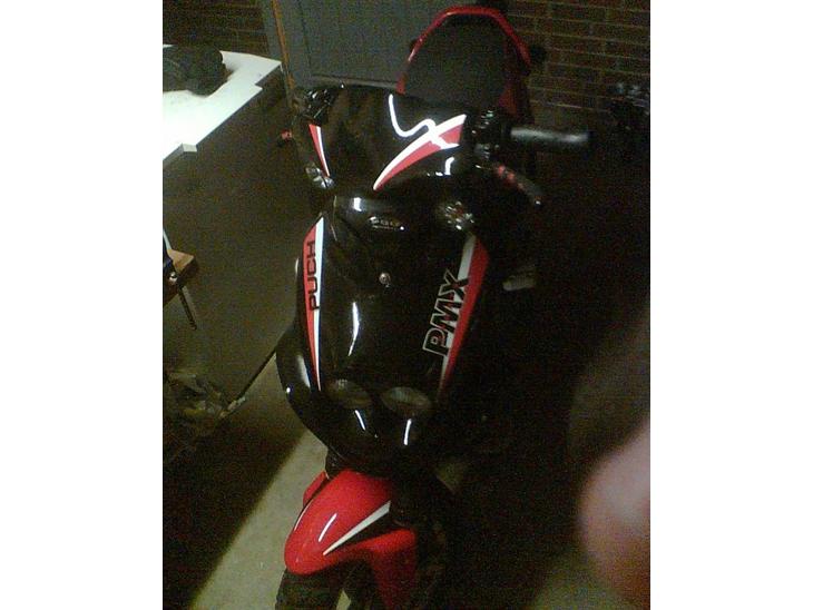 {{currentPhoto.altText}} billede {{currentPhoto.number}}