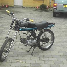 Suzuki dm 50 samurai solgt